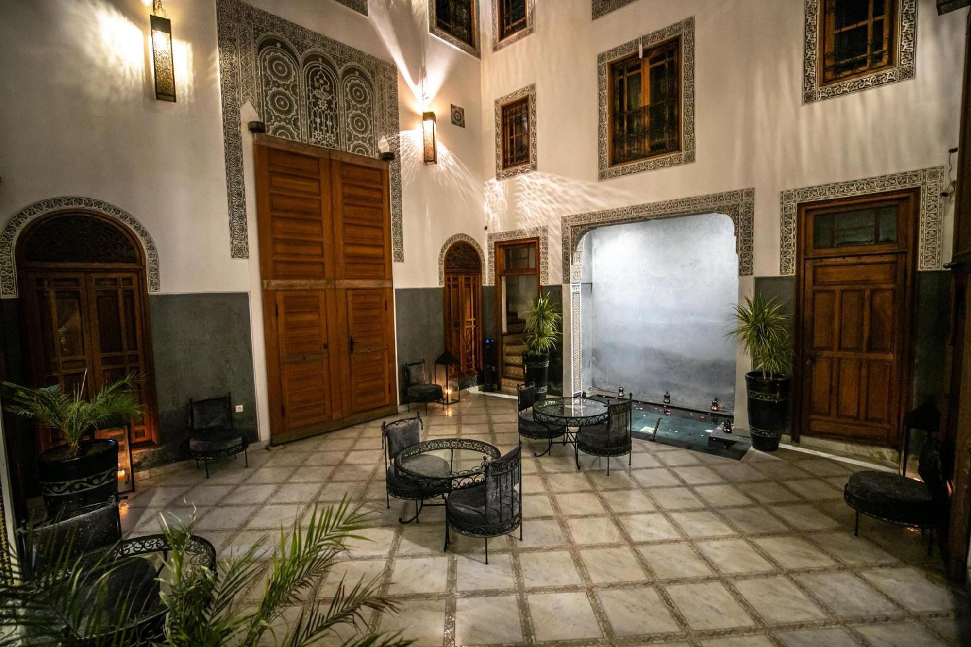 Riad Layla Fez Esterno foto